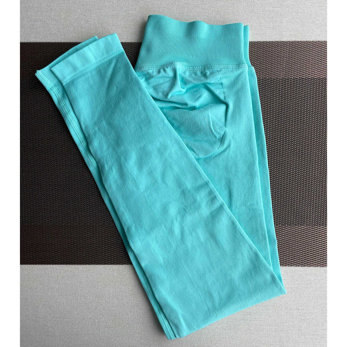 Seamless Women’s Leggings – Scrunch Bum Yoga & Gym Pants