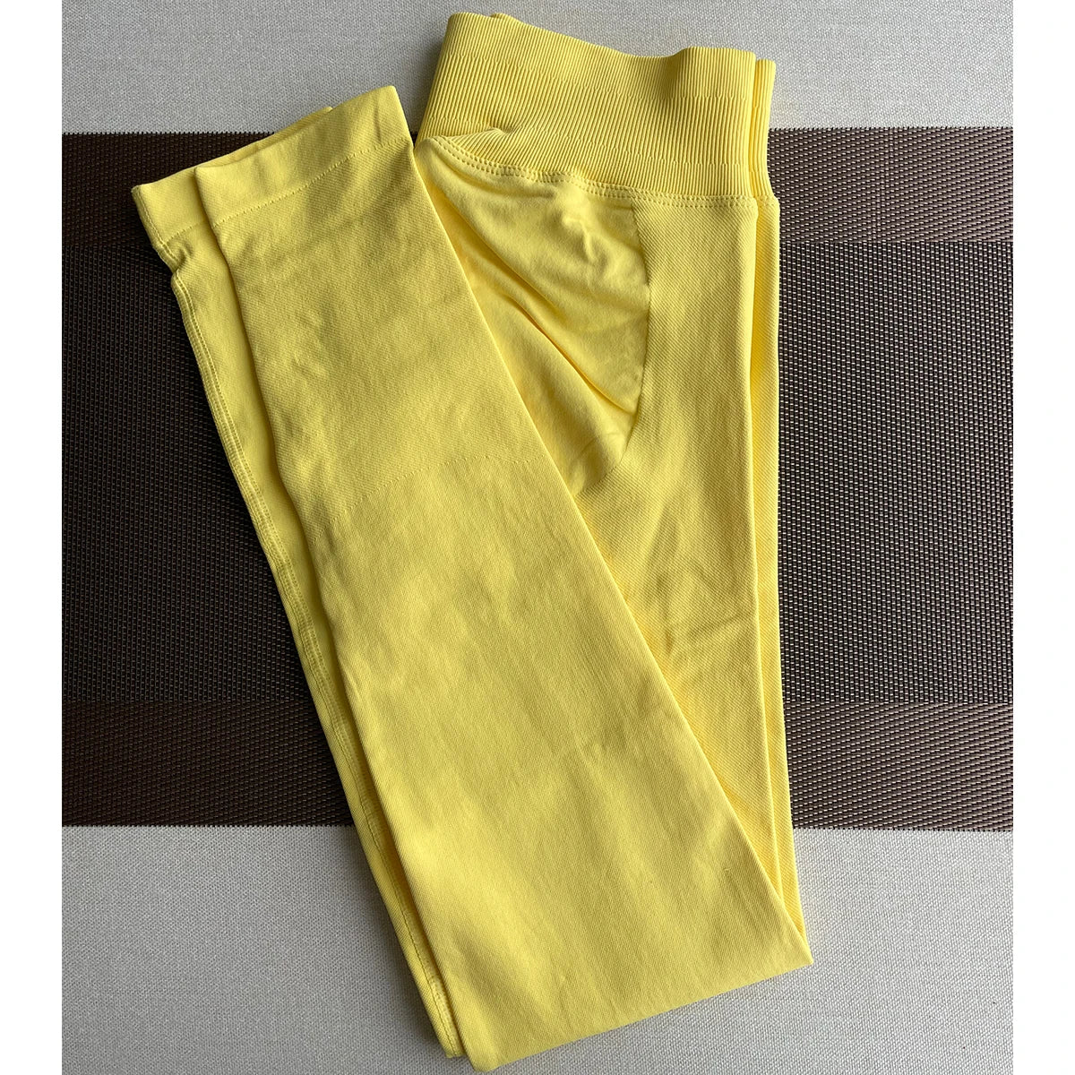 Seamless Women’s Leggings – Scrunch Bum Yoga & Gym Pants