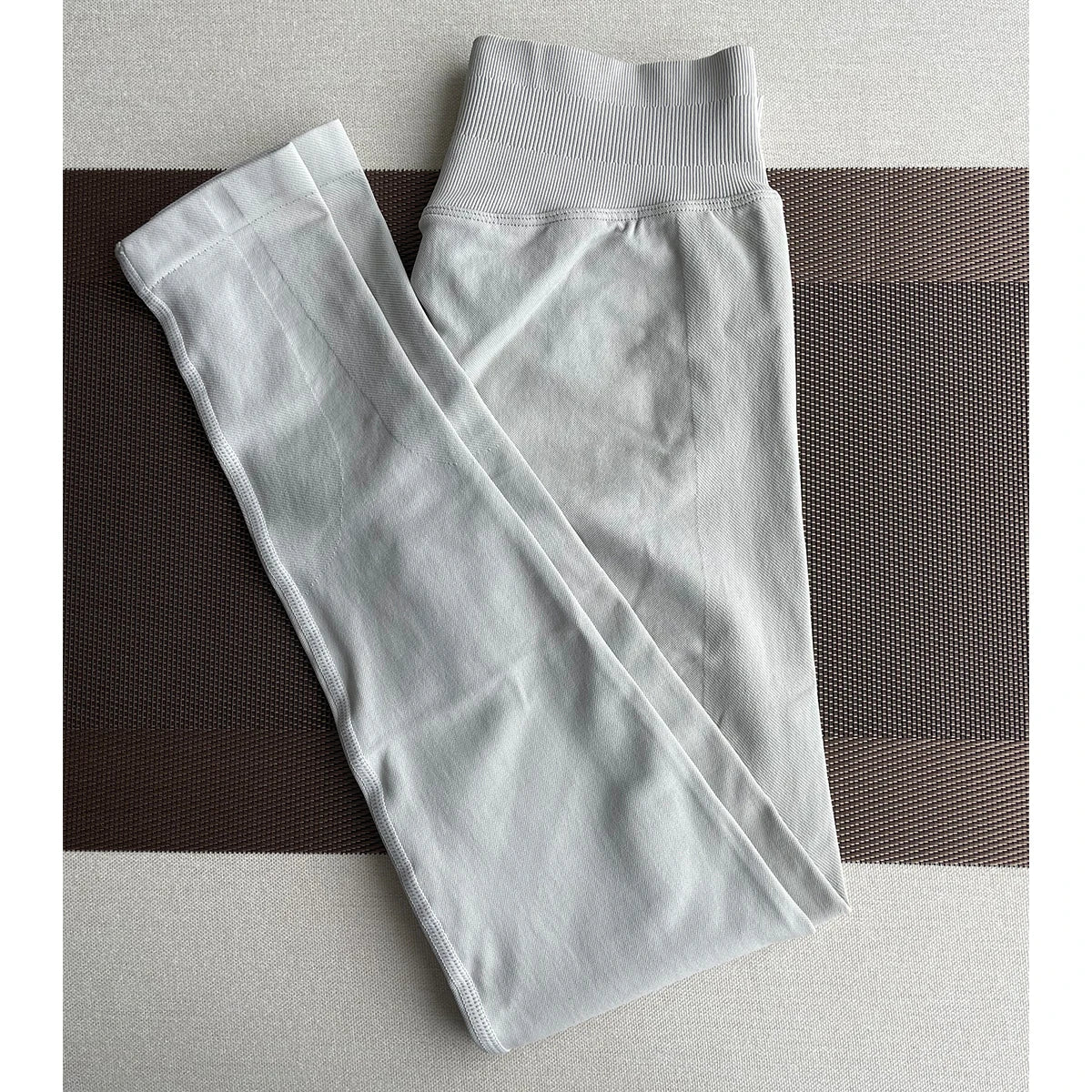 Seamless Women’s Leggings – Scrunch Bum Yoga & Gym Pants