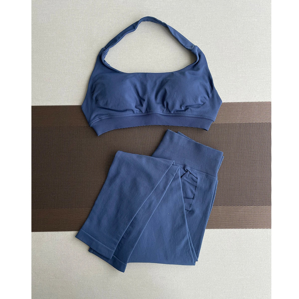 Seamless Women’s Leggings – Scrunch Bum Yoga & Gym Pants