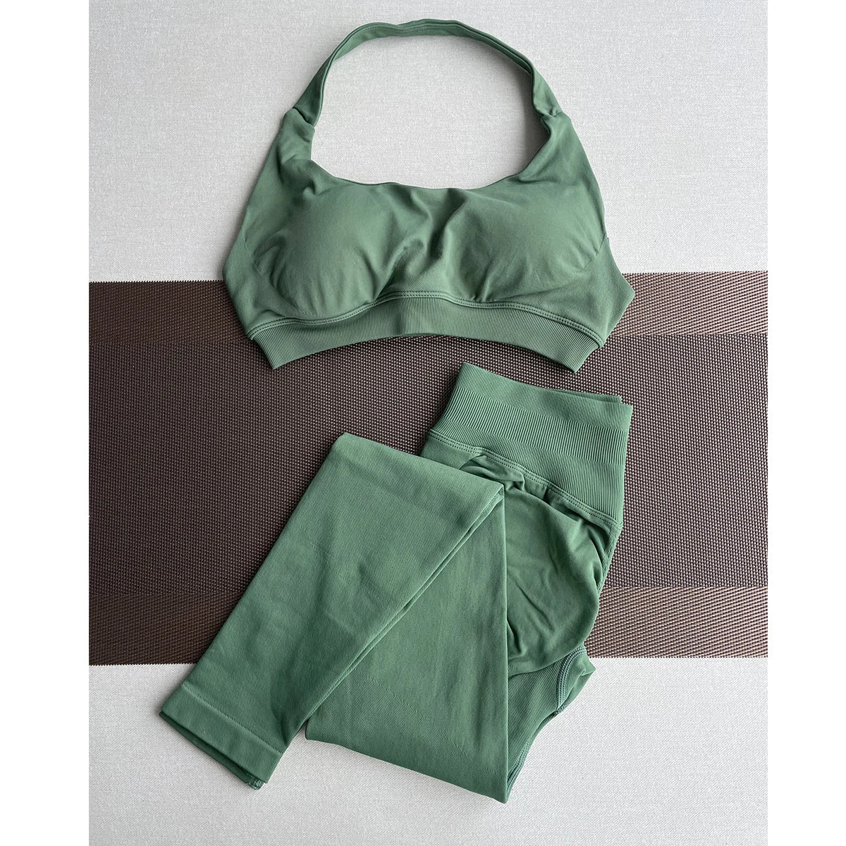 Seamless Women’s Leggings – Scrunch Bum Yoga & Gym Pants