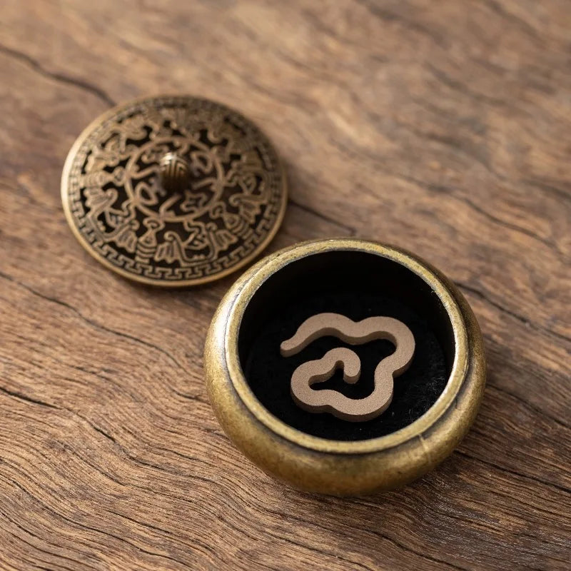 Natural Disk Incense & Mini Burner – Sandalwood & Cinnamon Aromatherapy