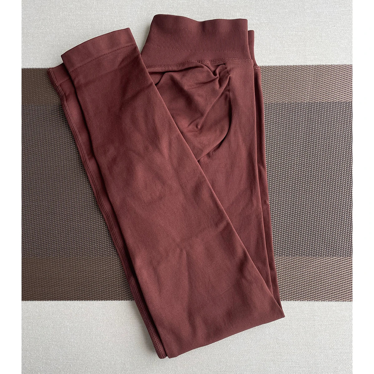 Seamless Women’s Leggings – Scrunch Bum Yoga & Gym Pants