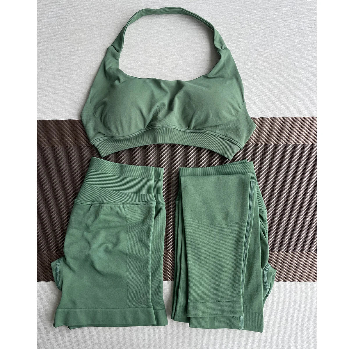 Seamless Women’s Leggings – Scrunch Bum Yoga & Gym Pants